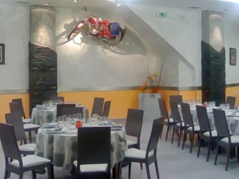Hotel Hm Альфаро Ресторан фото
